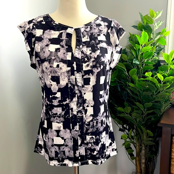 Ricki's Tops - Ricki’s Blouse Size Small